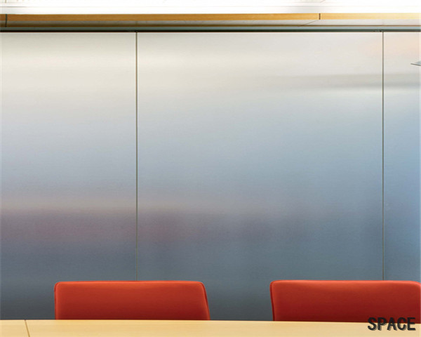 信宜挂板隔断墙，金属挂板隔断